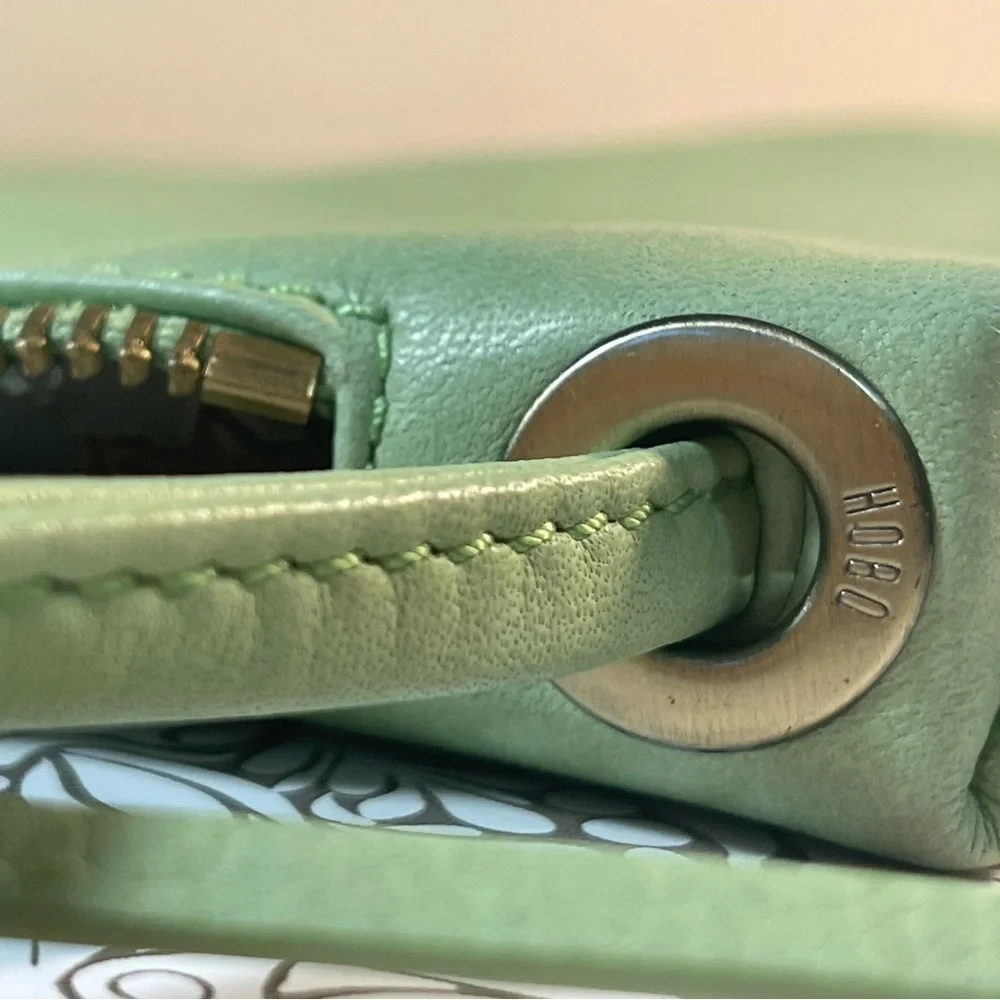 HOBO International Large Leather Crossbody Bag Knot Strap Shoulder Purse Green